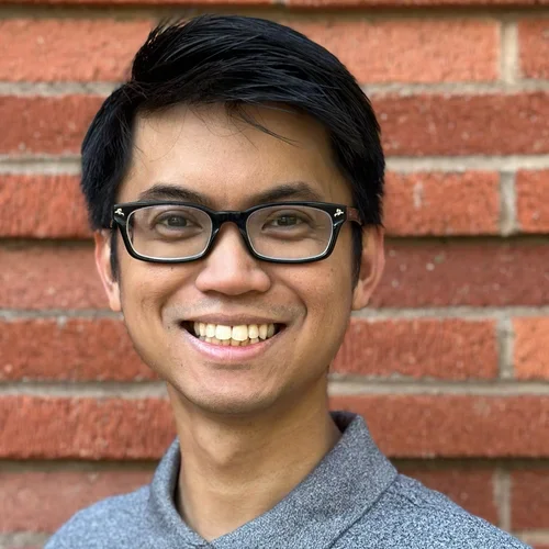 Antoni Martija Headshot