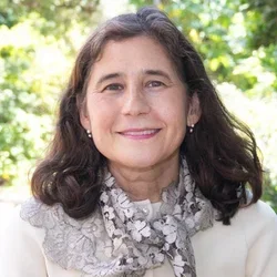 Image-Yvonne Hernandez-Kapilla DDS PhD